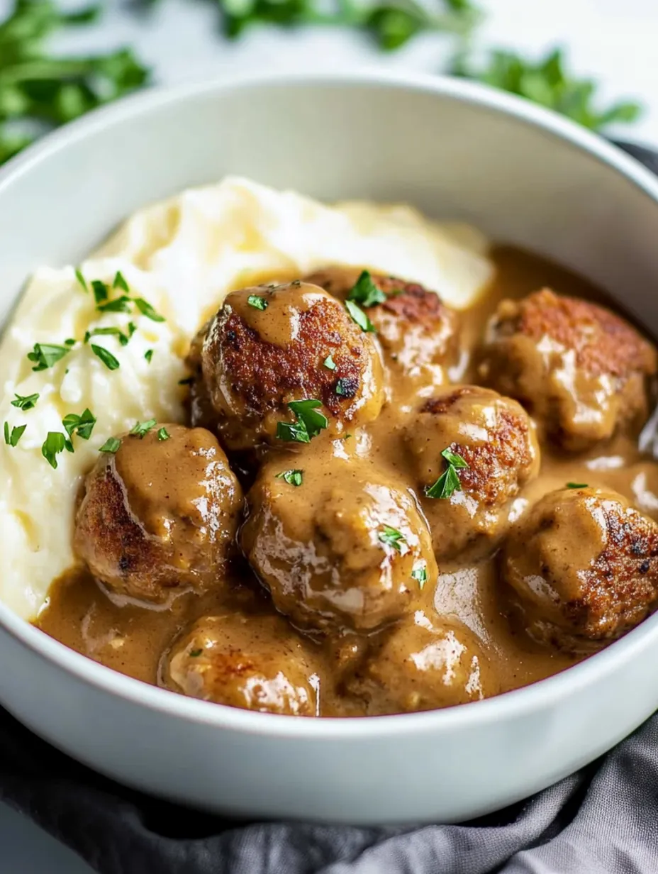 Creamy Gravy With Swedish Meatballs